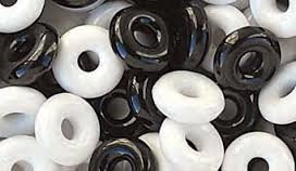 Ring Beads 14mm Black & White 1/4 lb #847SV030 - Creative Wholesale